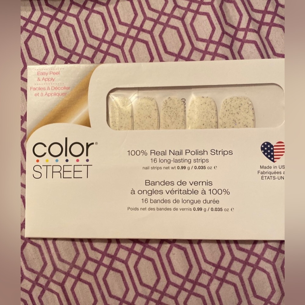 ColorStreet NailPolish Strips “Glittersweet”